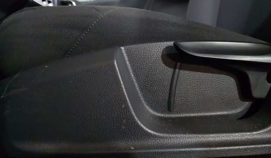 Volkswagen Jetta 2.5 COMFORTLINE TIP. BOLSAS AIRE DEL. Sedan 2016
