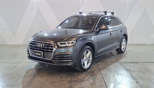 Audi • Q5