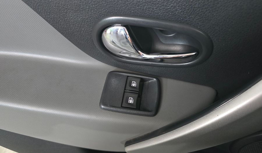 Renault Logan 1.6 EXPRESSION Sedan 2017