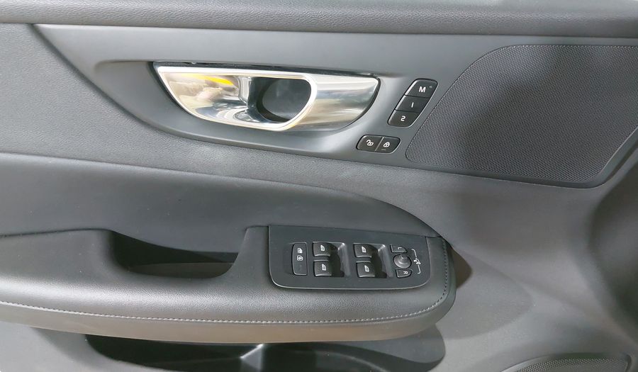 Volvo S60 2.0 B4 MHEV PLUS AUTO Sedan 2023