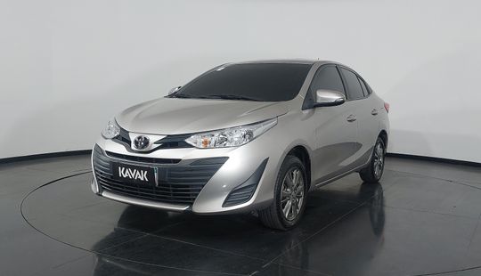 Toyota • Yaris