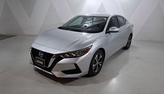 Nissan • Sentra