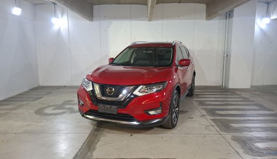 Nissan • X-Trail