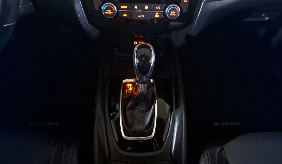 Nissan X-trail 2.5 EXCLUSIVE 3 ROW CVT 4WD Suv 2022