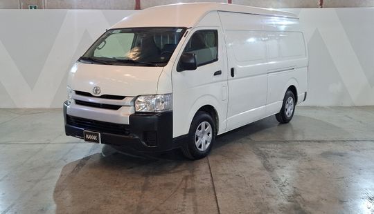 Toyota • Hiace