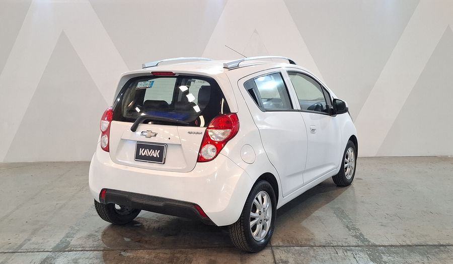Chevrolet Spark 1.2 LTZ C MT Hatchback 2013