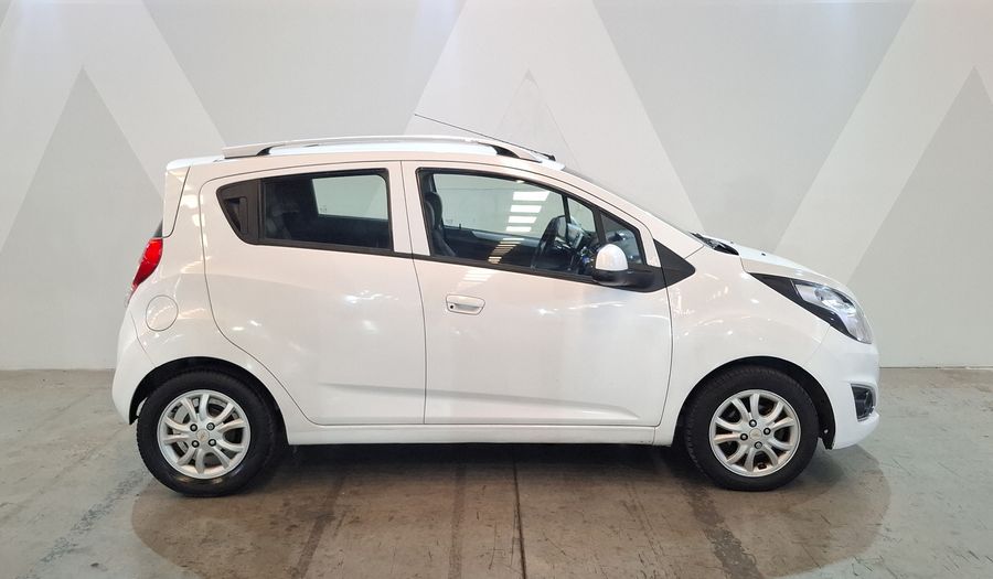 Chevrolet Spark 1.2 LTZ C MT Hatchback 2013