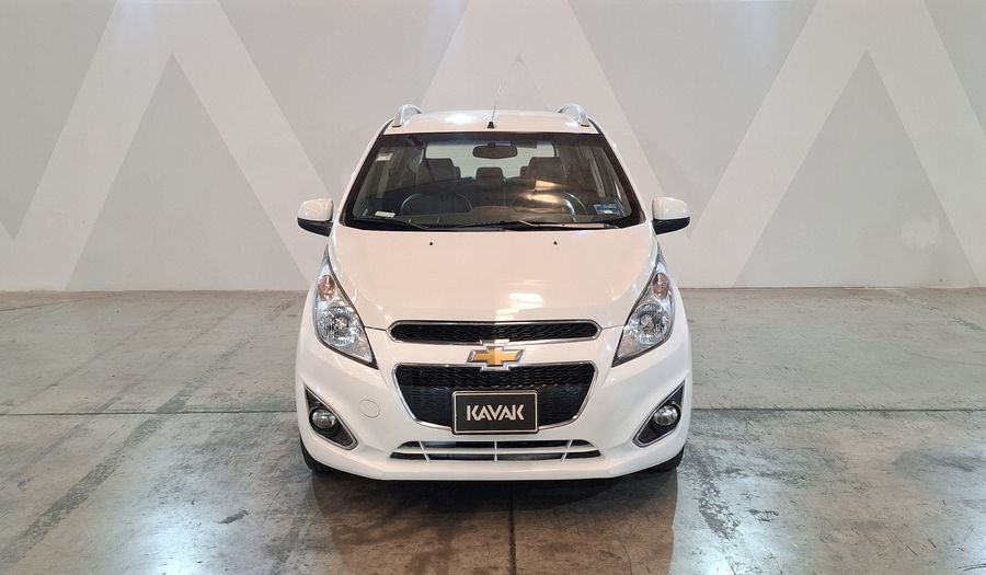 Chevrolet Spark 1.2 LTZ C MT Hatchback 2013