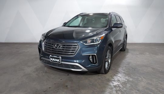 Hyundai • Santa Fe