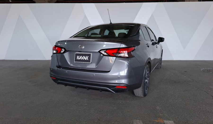 Nissan Versa 1.6 ADVANCE CVT Sedan 2021