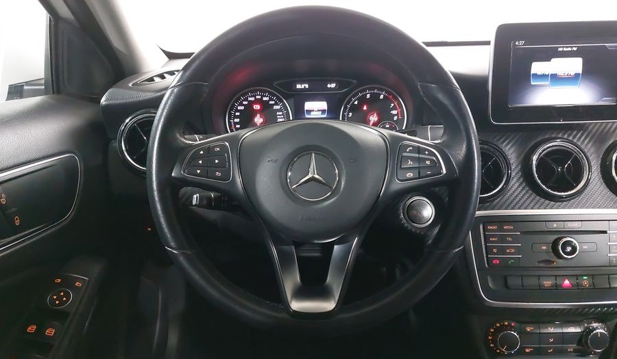 Mercedes Benz Clase Gla 1.6 GLA 200 DCT Suv 2020