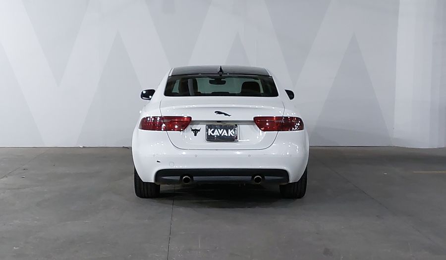 Jaguar Xe 2.0 PRESTIGE 300 AUTO 4WD Sedan 2019