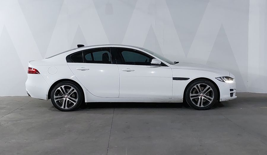 Jaguar Xe 2.0 PRESTIGE 300 AUTO 4WD Sedan 2019