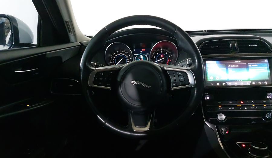Jaguar Xe 2.0 PRESTIGE 300 AUTO 4WD Sedan 2019