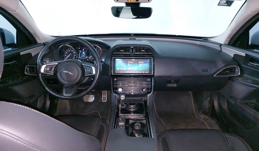 Jaguar Xe 2.0 PRESTIGE 300 AUTO 4WD Sedan 2019