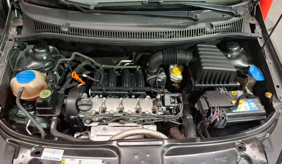 Volkswagen Fox 1.6 TRENDLINE Hatchback 2013