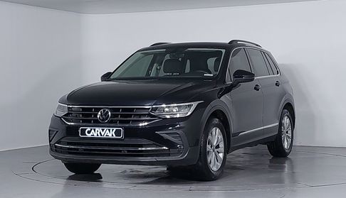 Volkswagen Tiguan 1.5 TSI LIFE Suv 2023