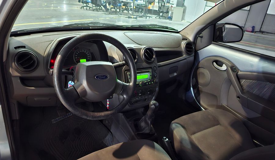 Ford Ka 1.6 PULSE Hatchback 2009