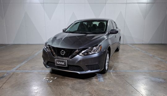 Nissan • Sentra