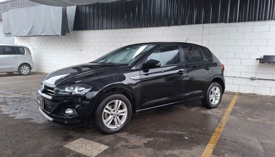 Volkswagen • Polo
