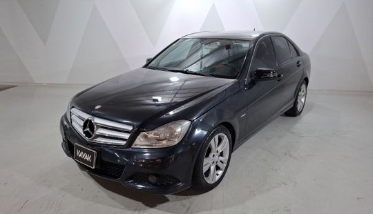 Mercedes Benz • Clase C