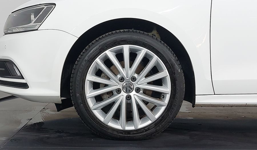 Volkswagen Jetta TSI COMFORTLINE Sedan 2016