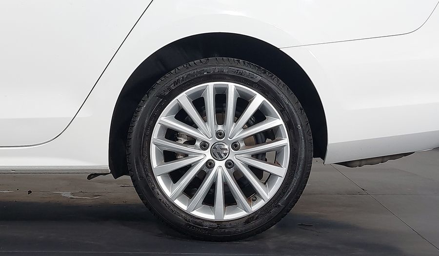 Volkswagen Jetta TSI COMFORTLINE Sedan 2016