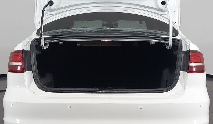 Volkswagen Jetta TSI COMFORTLINE Sedan 2016