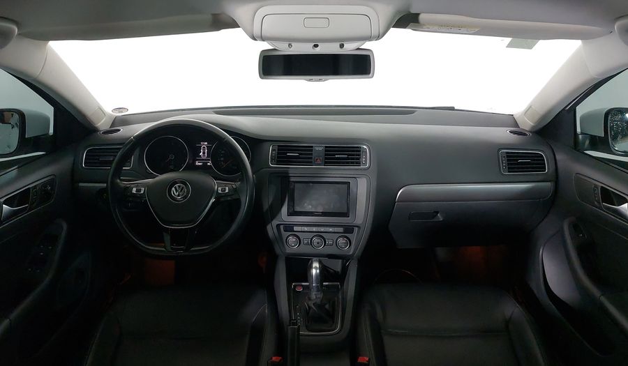 Volkswagen Jetta TSI COMFORTLINE Sedan 2016