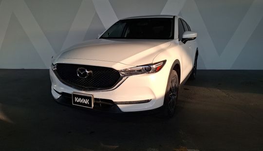 2018 • 67,272 km • Automático