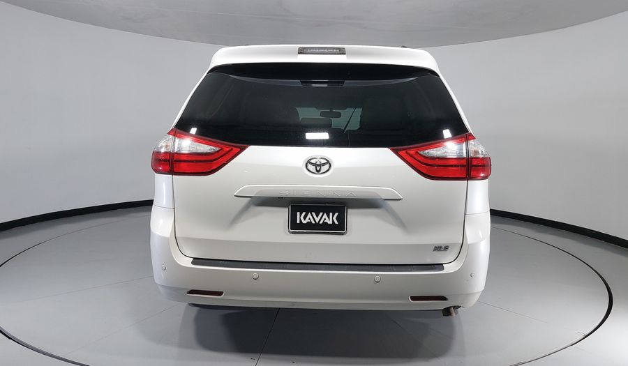 Toyota Sienna 3.5 XLE PIEL AT Minivan 2015