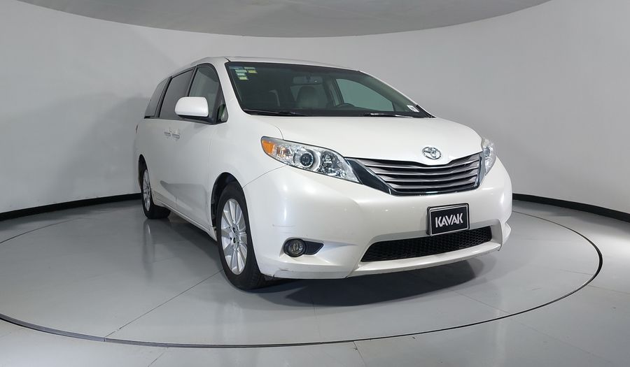 Toyota Sienna 3.5 XLE PIEL AT Minivan 2015