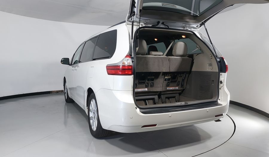 Toyota Sienna 3.5 XLE PIEL AT Minivan 2015