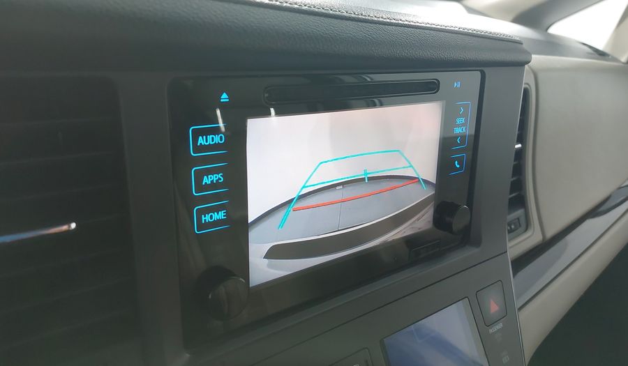 Toyota Sienna 3.5 XLE PIEL AT Minivan 2015