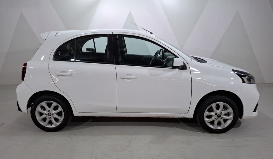 Nissan March 1.6 ADVANCE Hatchback 2022