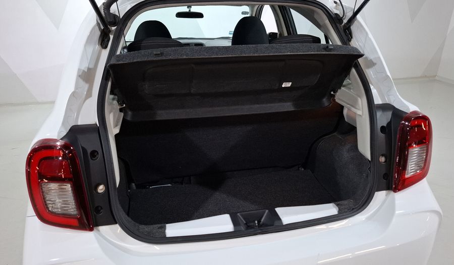 Nissan March 1.6 ADVANCE Hatchback 2022