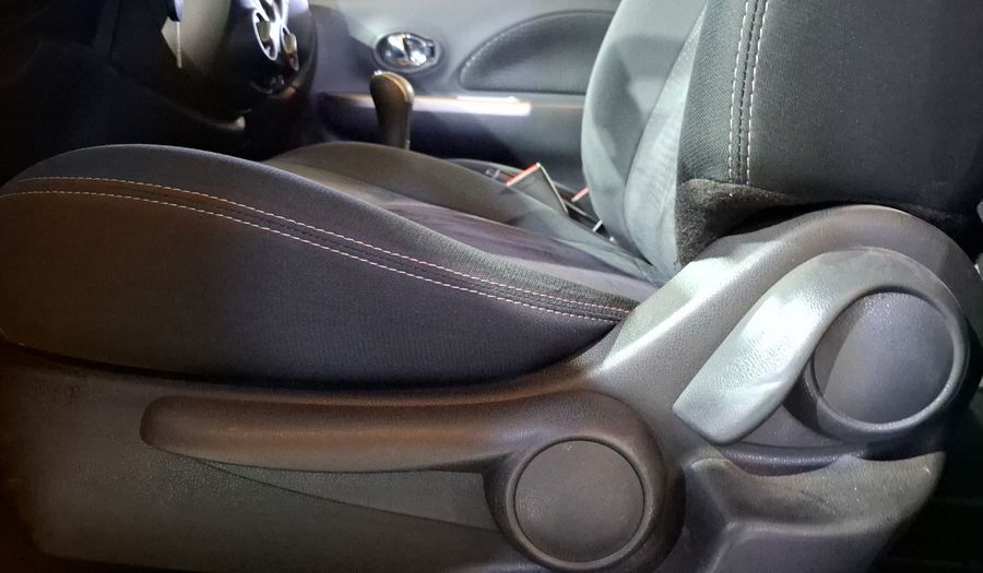 Nissan March 1.6 ADVANCE Hatchback 2020