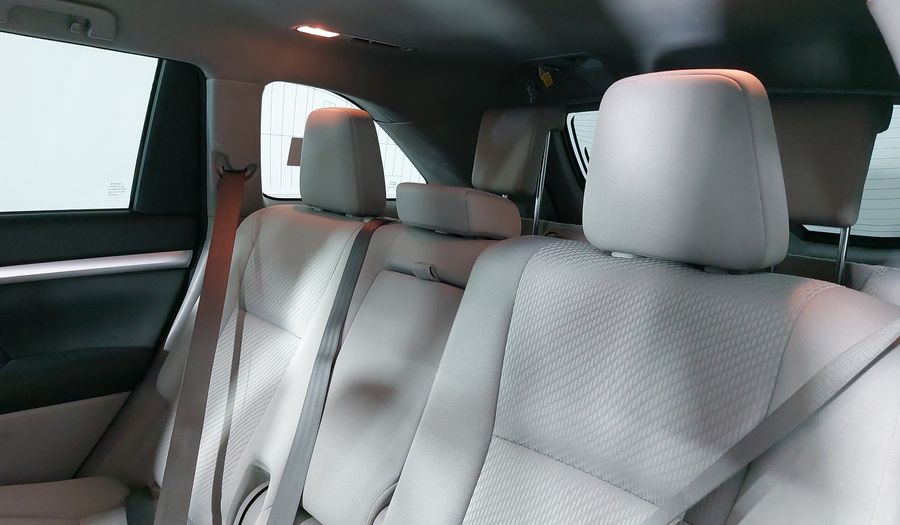 Toyota Highlander 3.5 LE AT Suv 2017