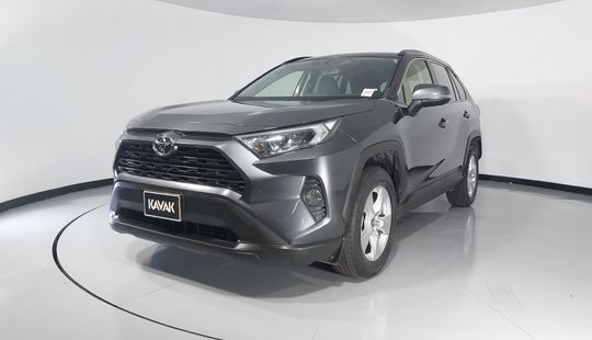 Toyota • RAV4