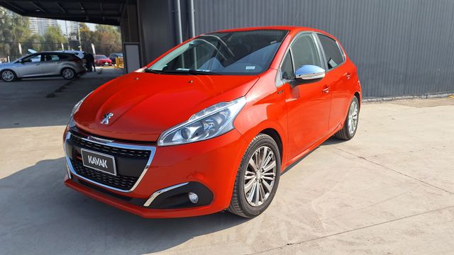 Peugeot • 208