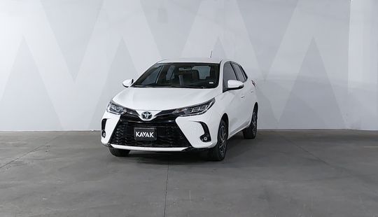 Toyota • Yaris