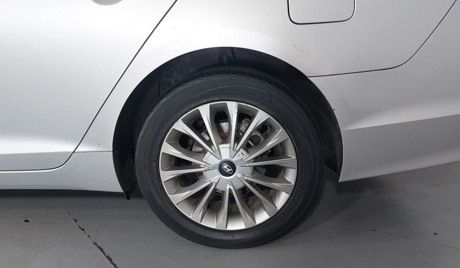 Hyundai Sonata 2.4 GLS AT Sedan 2015