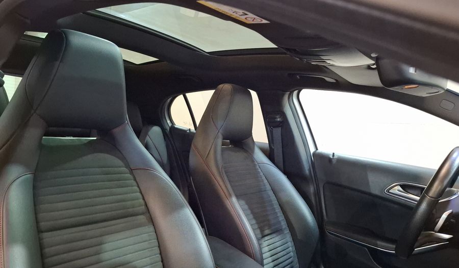Mercedes Benz Clase Gla 2.0 GLA 250 SPORT DCT Suv 2019