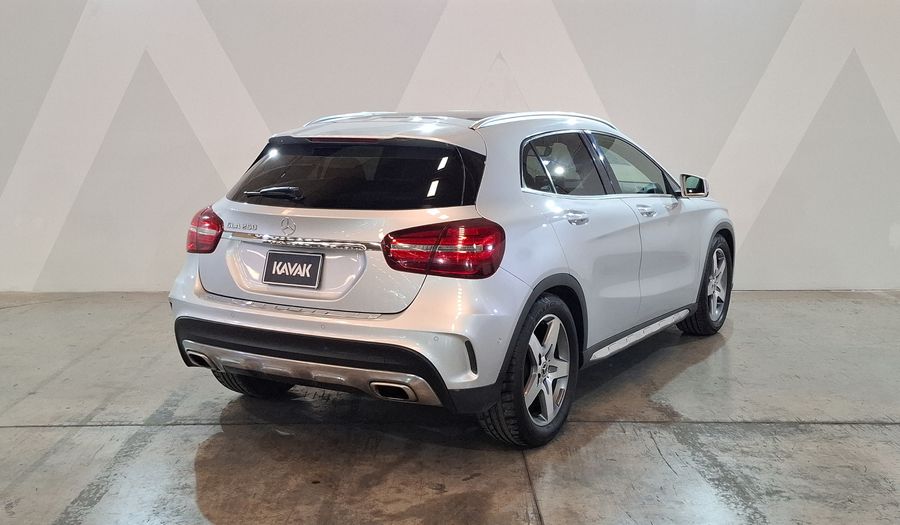 Mercedes Benz Clase Gla 2.0 GLA 250 SPORT DCT Suv 2019