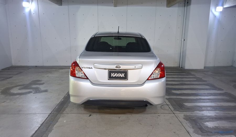 Nissan Versa 1.6 ADVANCE Sedan 2019