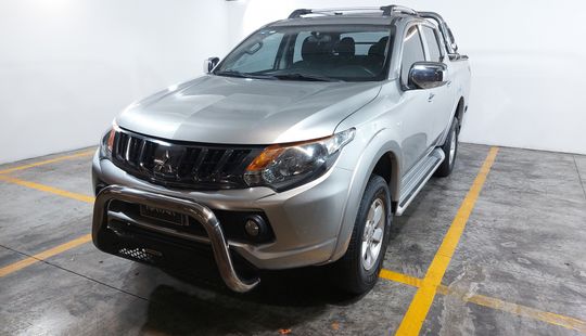 Mitsubishi • L200