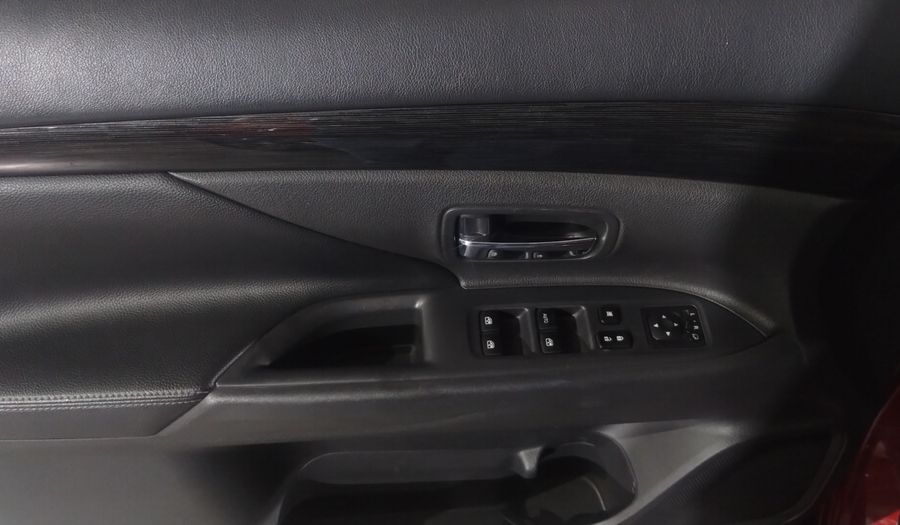 Mitsubishi Outlander 2.4 LIMITED AUTO Suv 2018