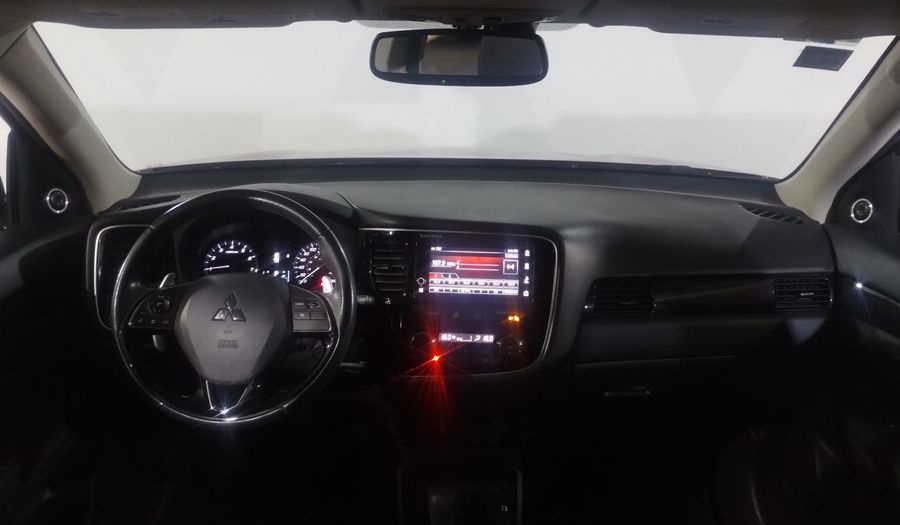 Mitsubishi Outlander 2.4 LIMITED AUTO Suv 2018