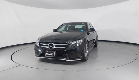 Mercedes Benz • Clase C