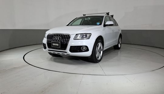 Audi • Q5